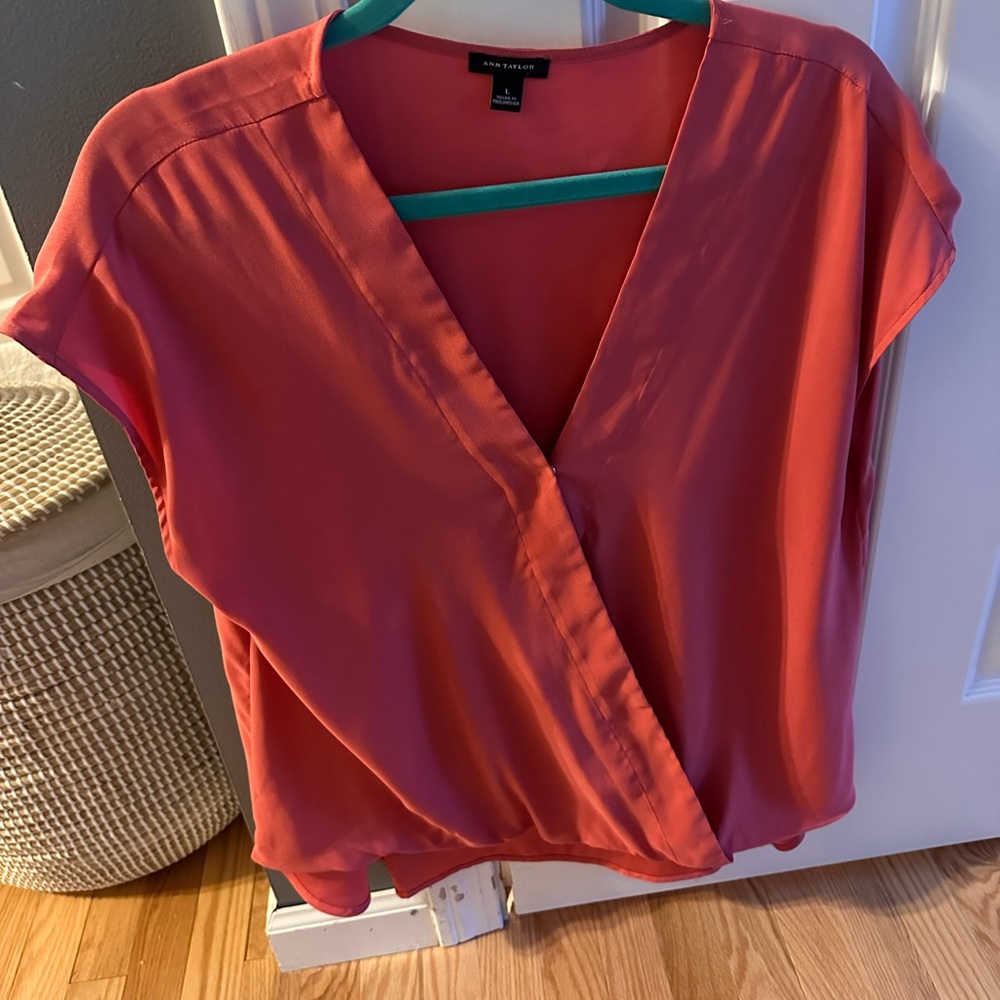 Ann Taylor short sleeve blouse